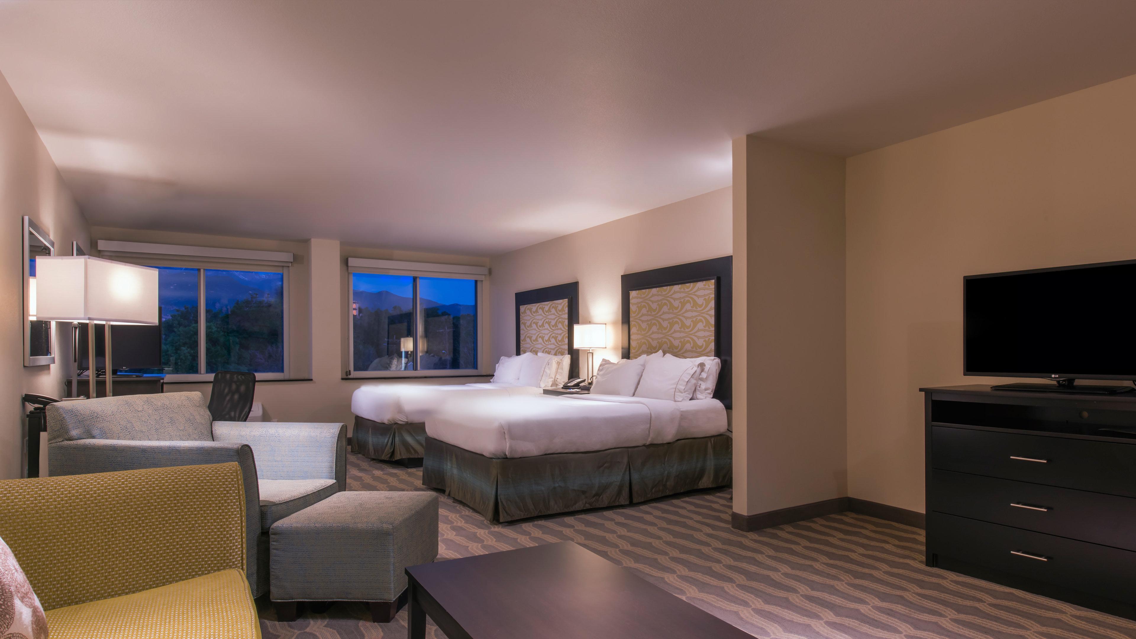 Holiday Inn Express & Suites Colorado Springs Central By Ihg מראה חיצוני תמונה