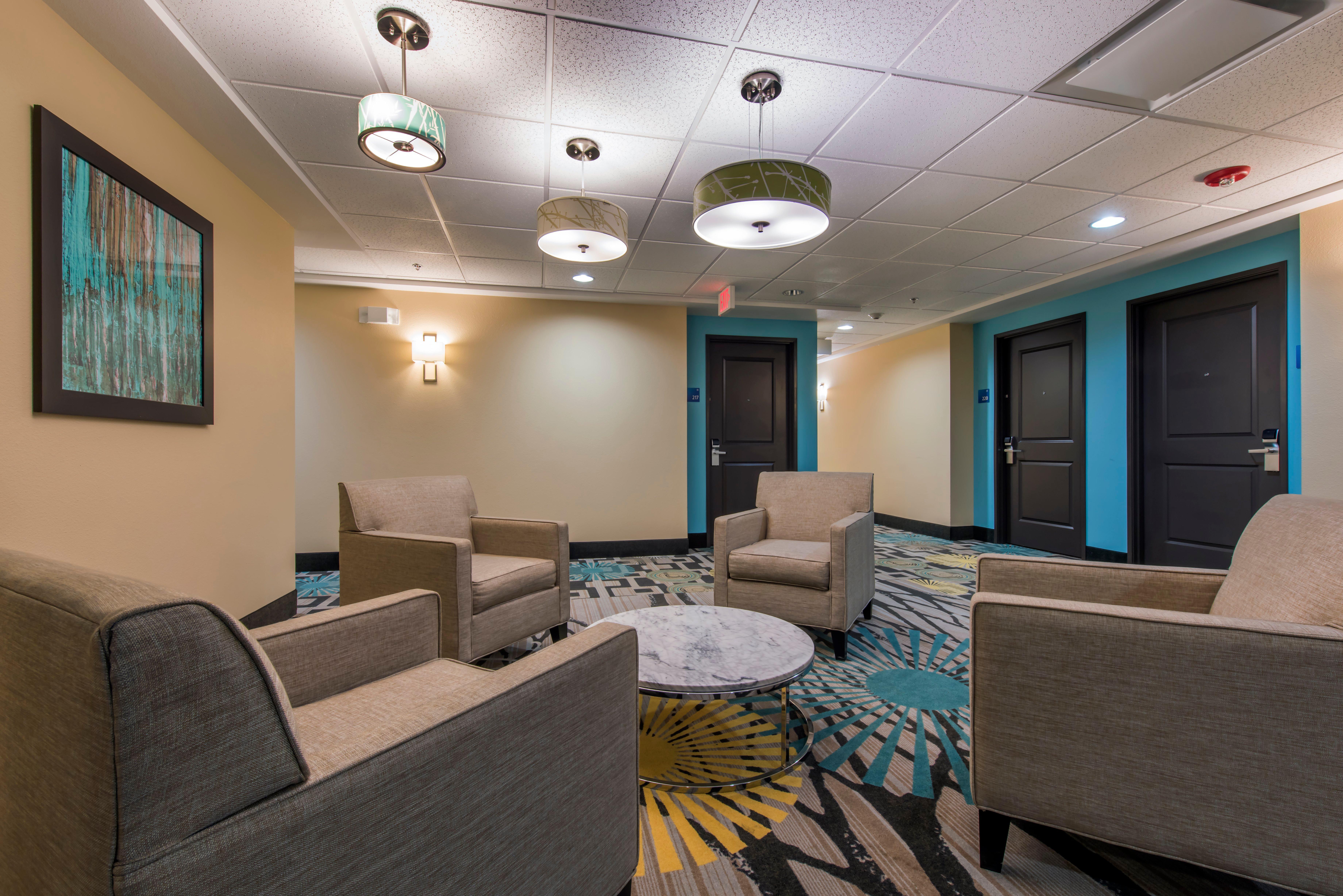 Holiday Inn Express & Suites Colorado Springs Central By Ihg מראה חיצוני תמונה