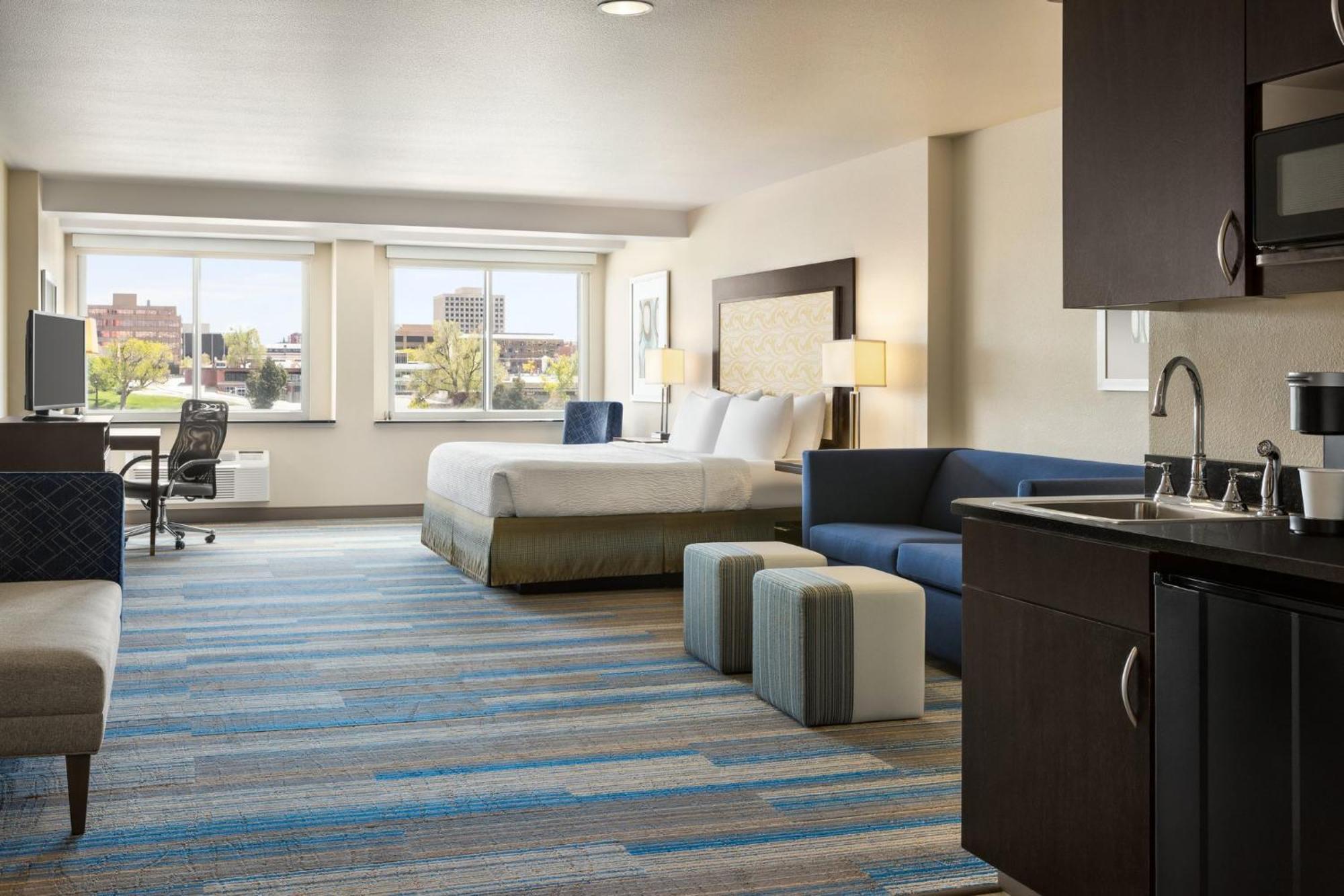 Holiday Inn Express & Suites Colorado Springs Central By Ihg מראה חיצוני תמונה
